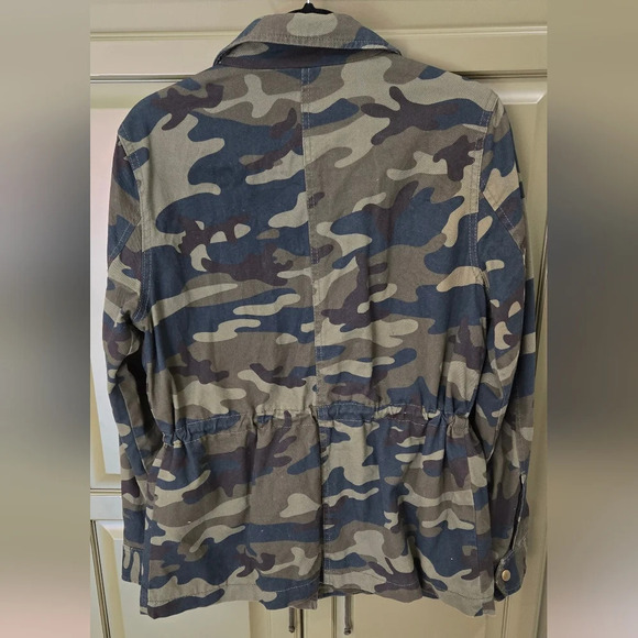Gap Camouflage button up jacket - Picture 2 of 5